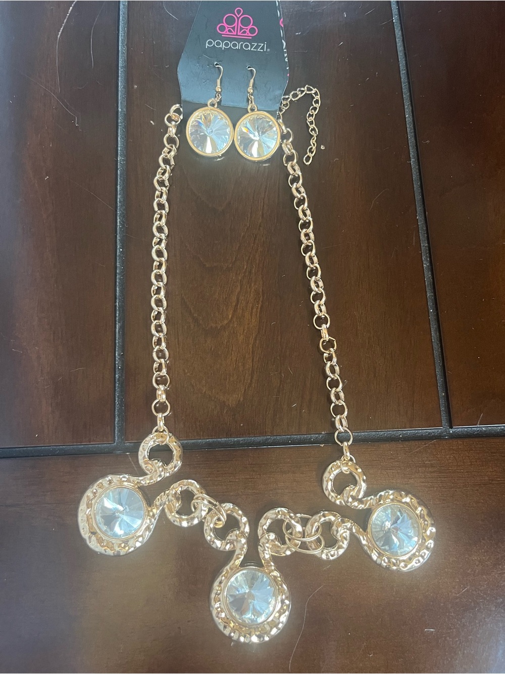 paparazzi Gold Tone And Crystal Necklace and Clear Crystal Drop Earring Set - Picture 1 of 2